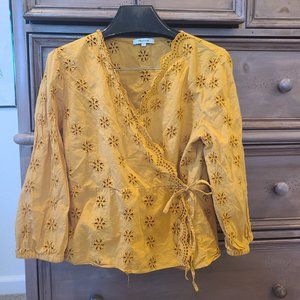 MADEWELL mustard cross front peplum ish top beautiful flower ish cut ours size L